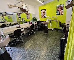 Salon Karola